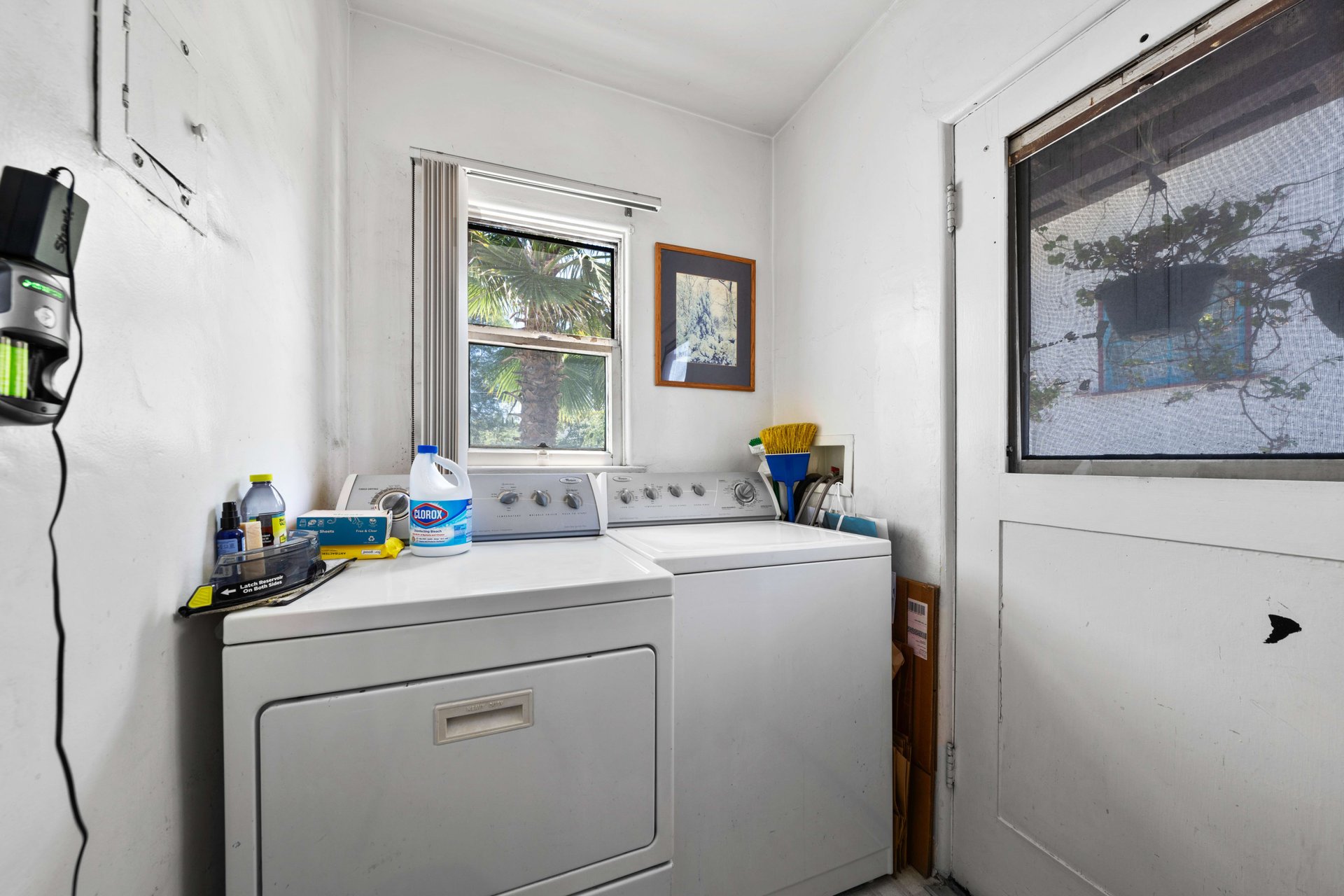 2802 Angus St, Silverlake