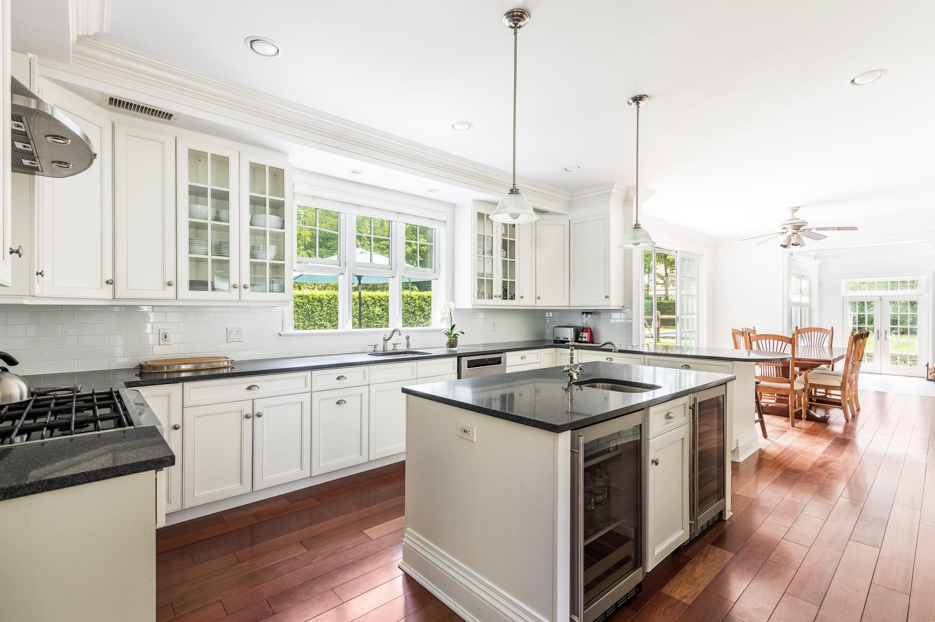 160 Ferry Rd