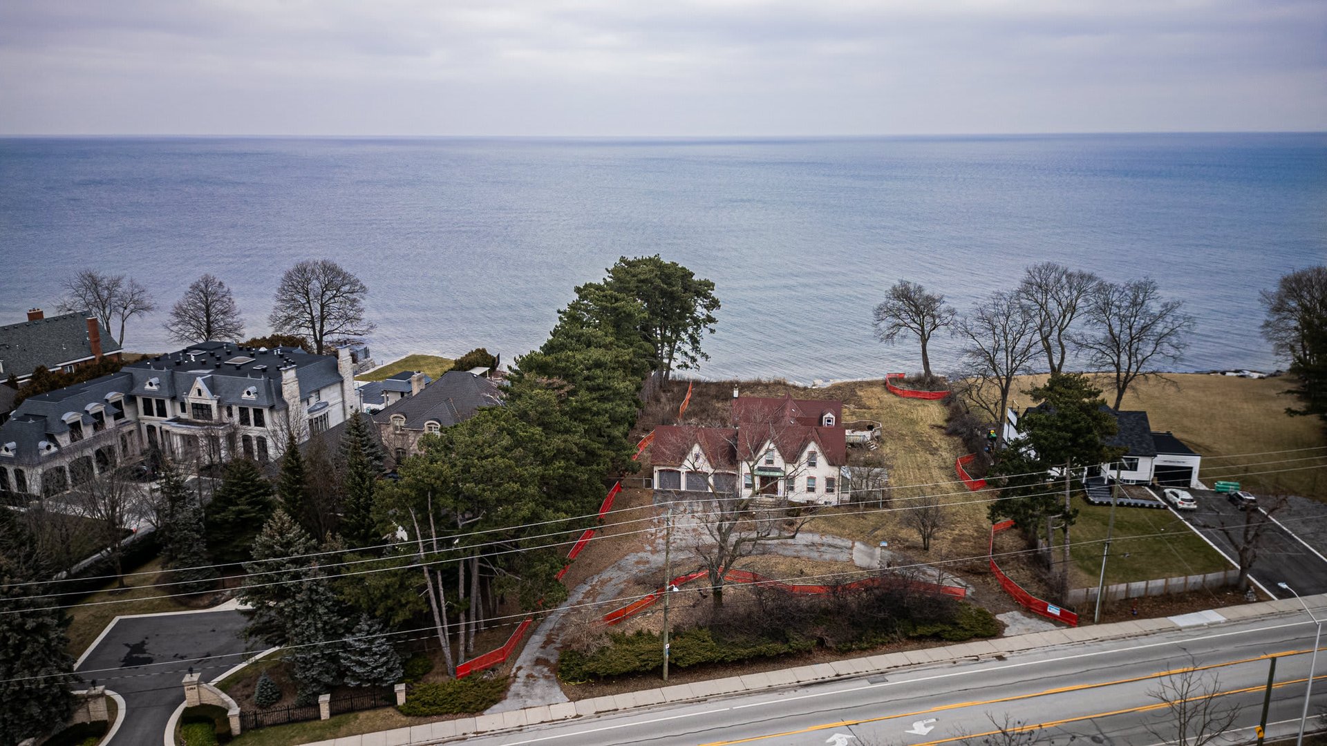 3308 Lakeshore Rd W, Oakville