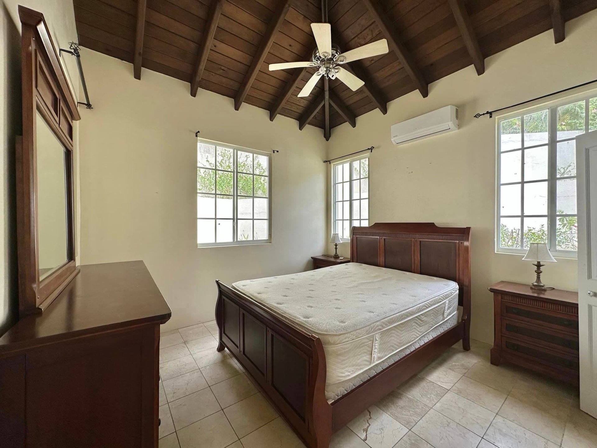 797 Chalwell Estate 2 Bedroom Apartment