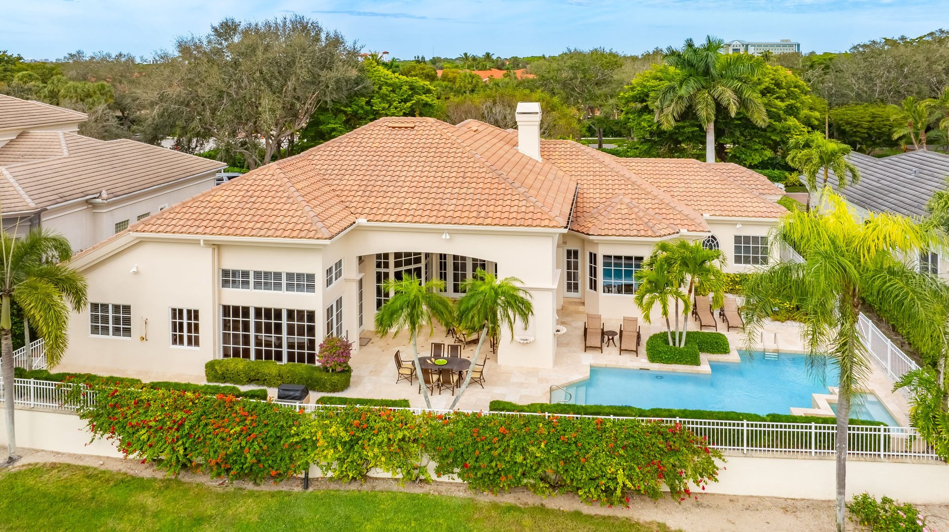 693 Jamestown Lane