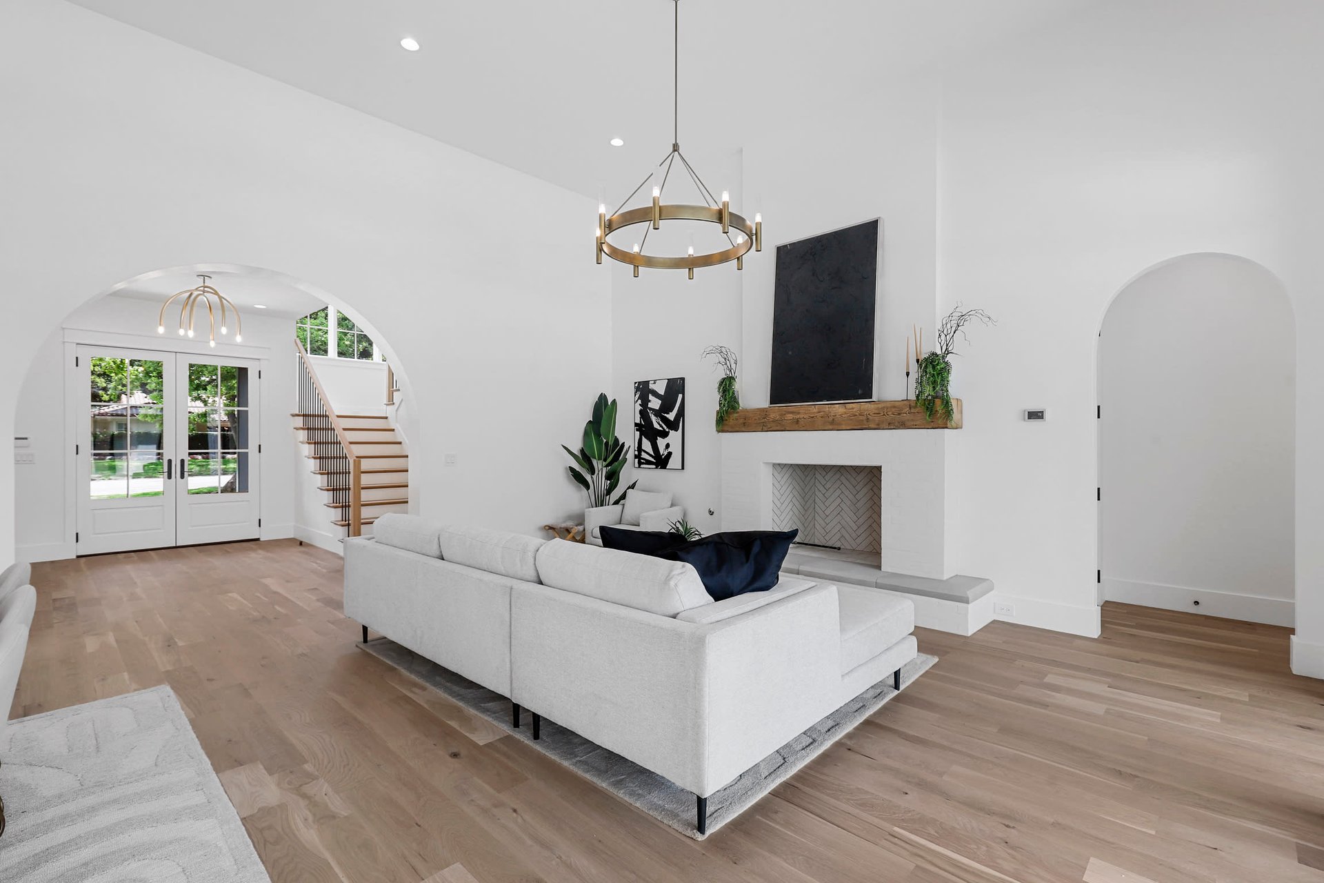 109 Crestwood