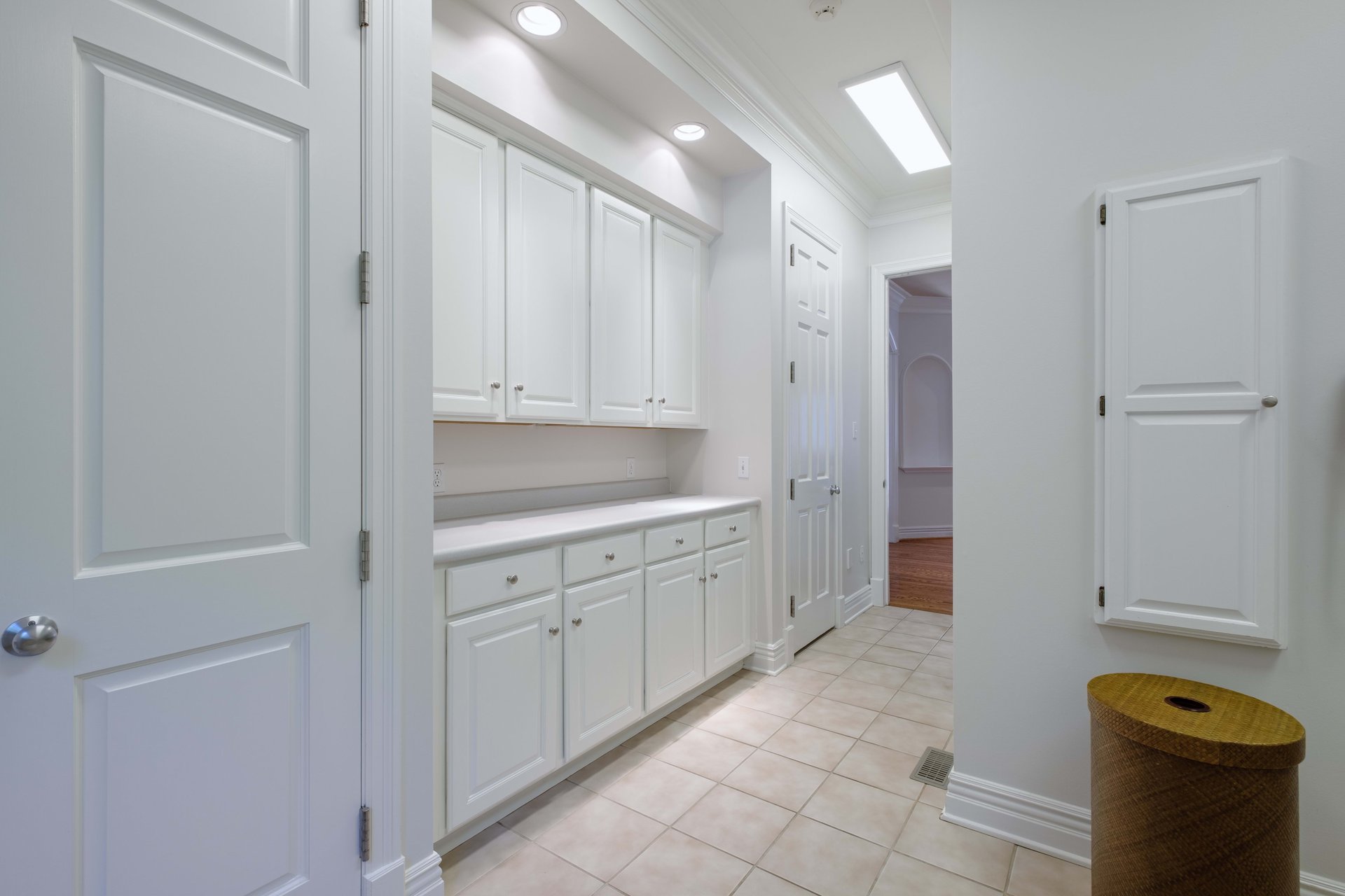 Huntleigh Woods Estate on 4.2 Acres