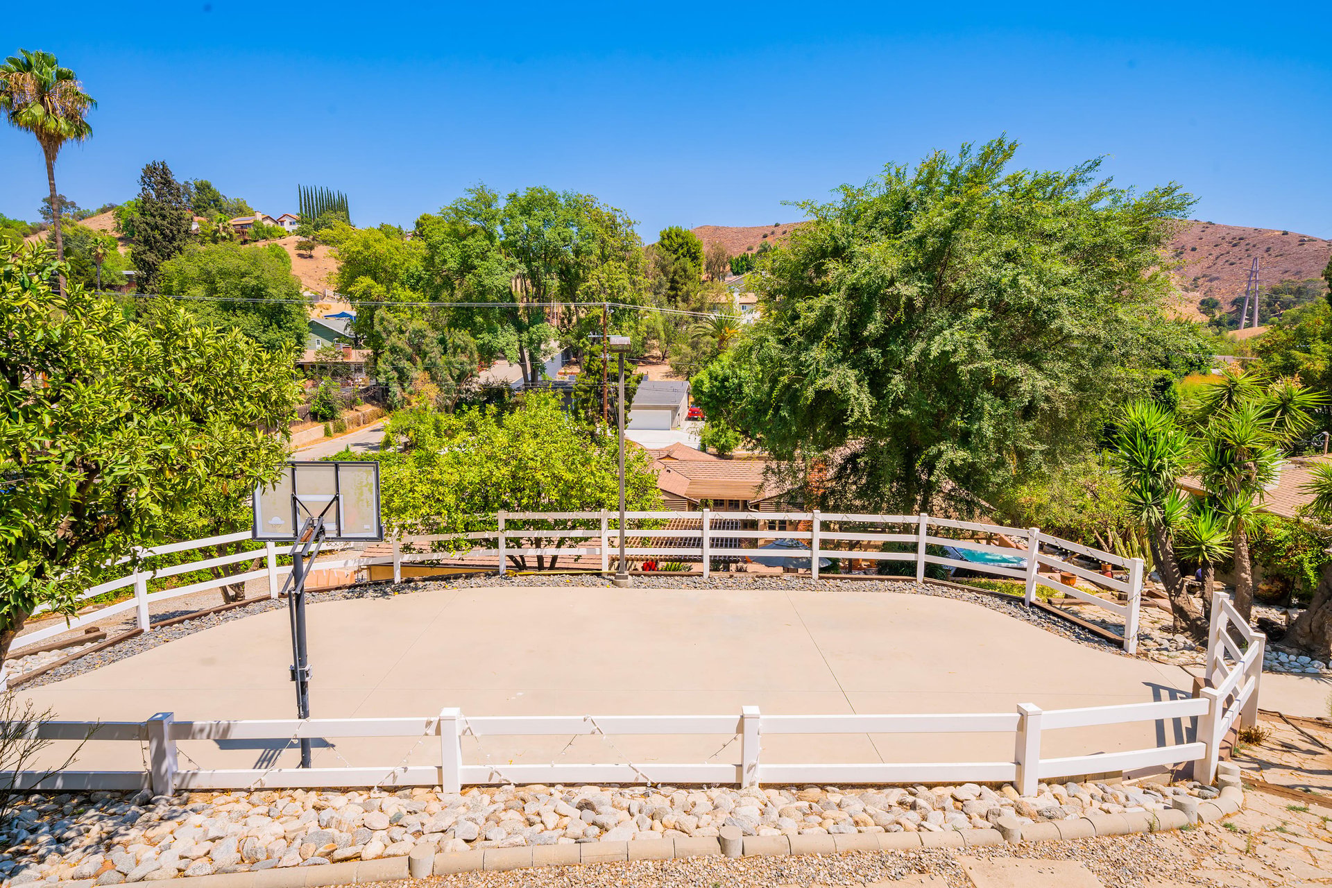 A Lil Bit O' Country in Shadow Hills * SOLD at full price