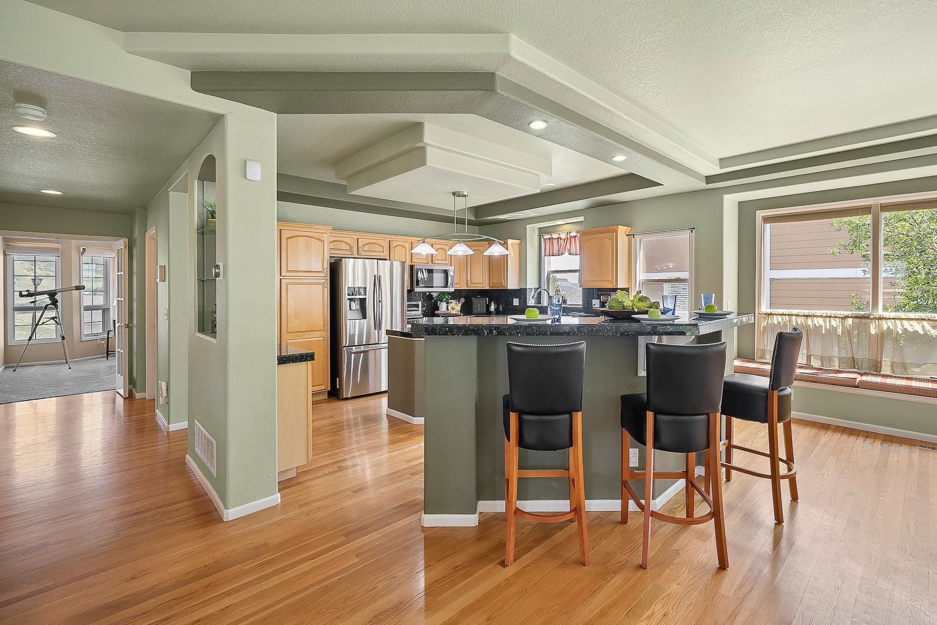 376 Mesa View Way