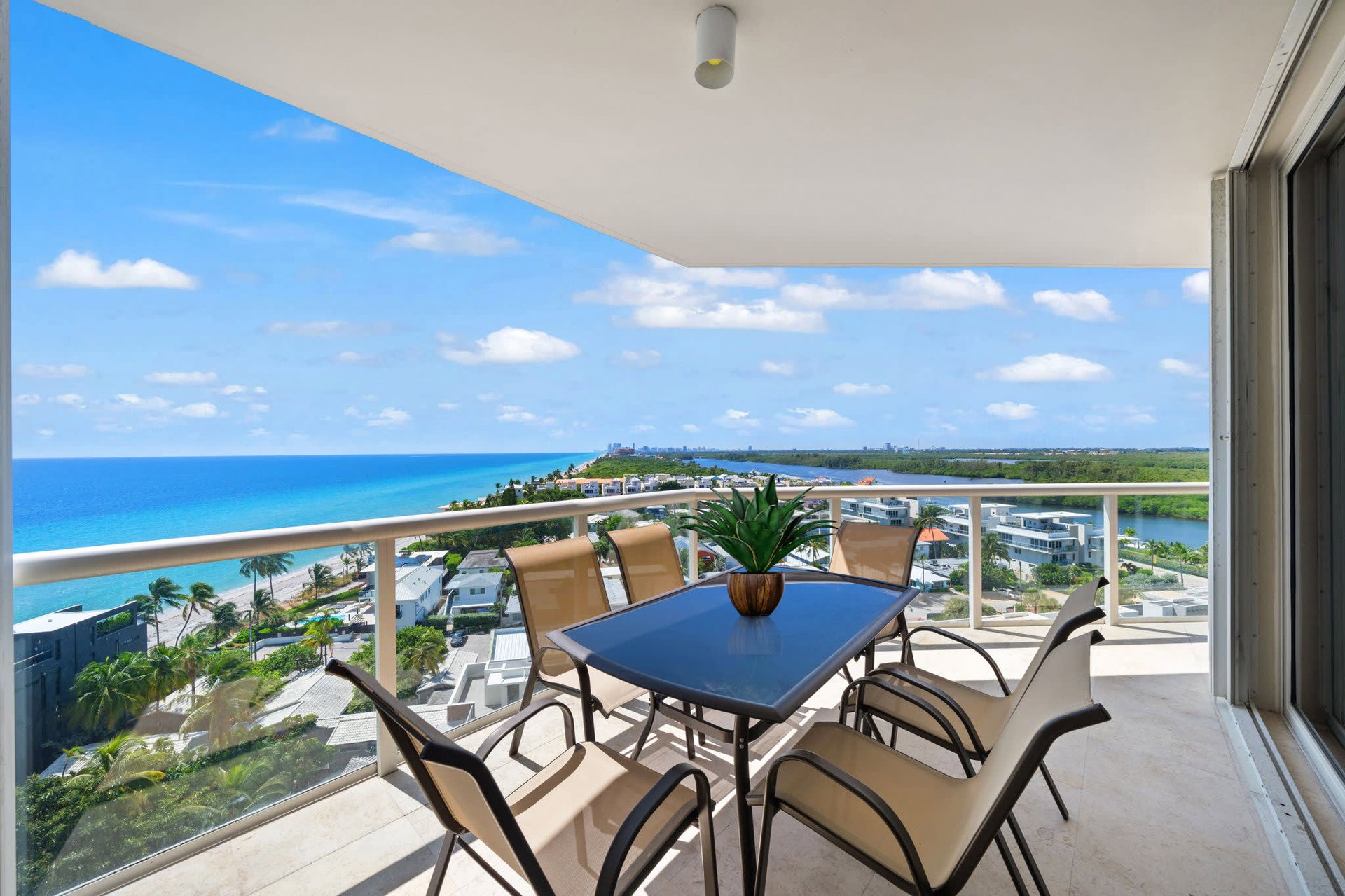 6001 N Ocean Dr Unit: 1104S