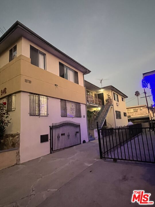 Property photo 1
