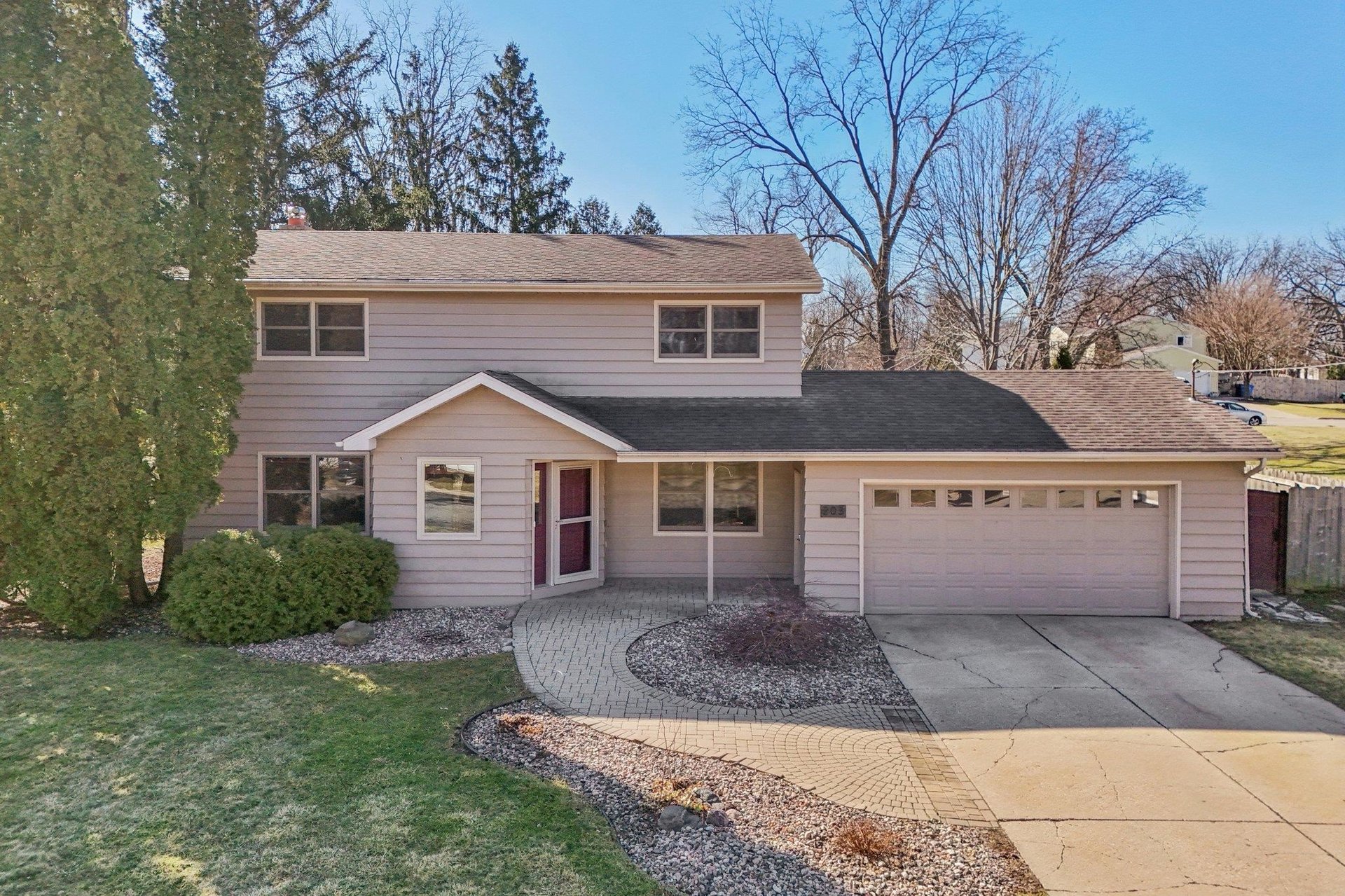 Property photo 1