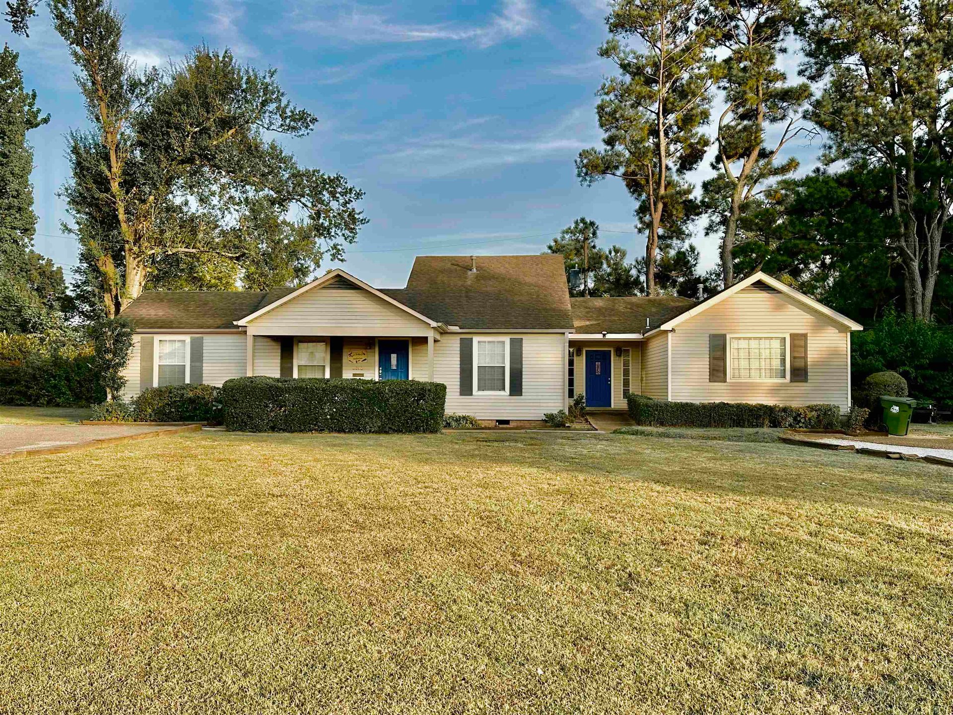 Property photo 1
