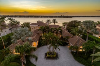 241 Lansing Island Drive