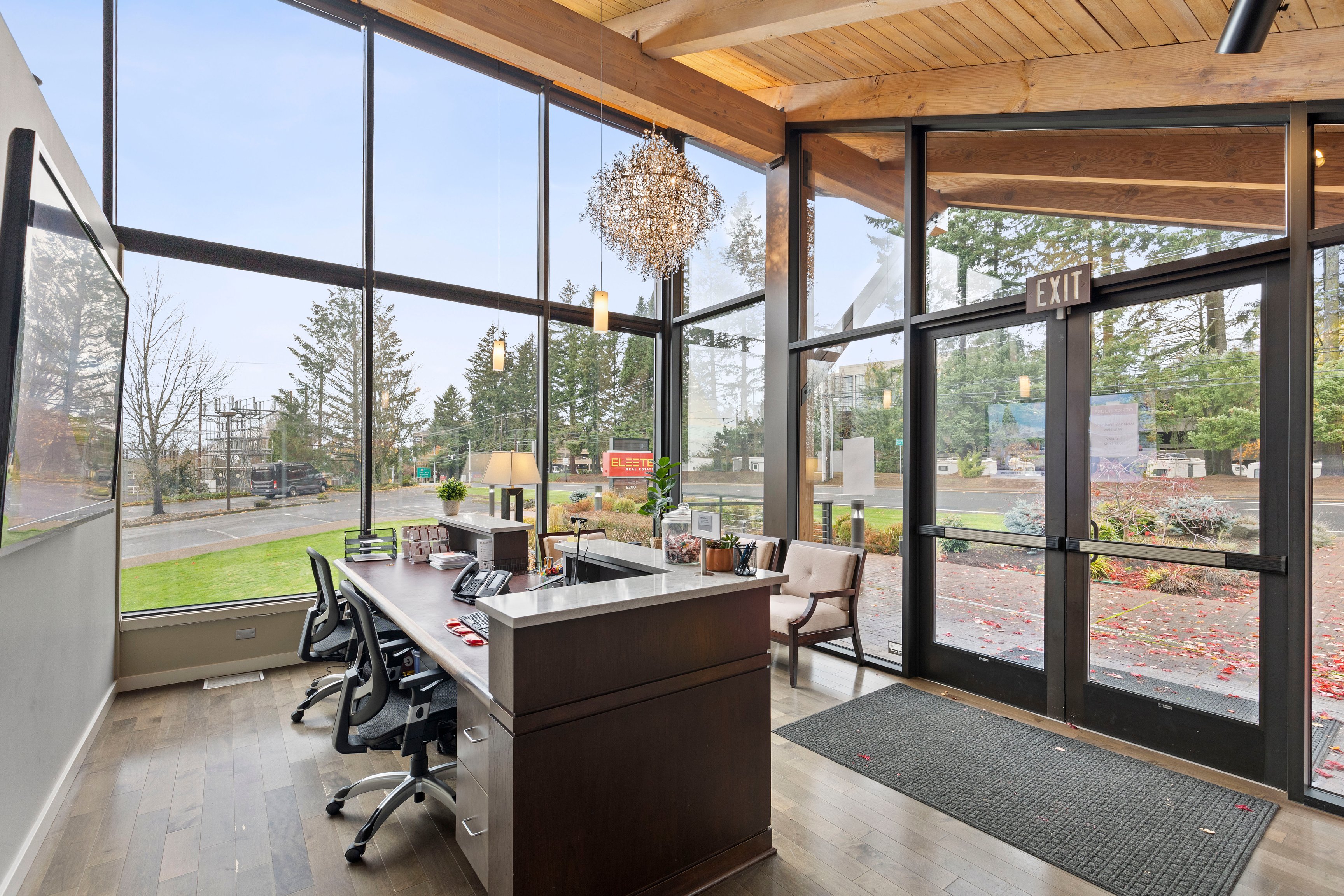 Chris Kuehl for Eleete Real Estate