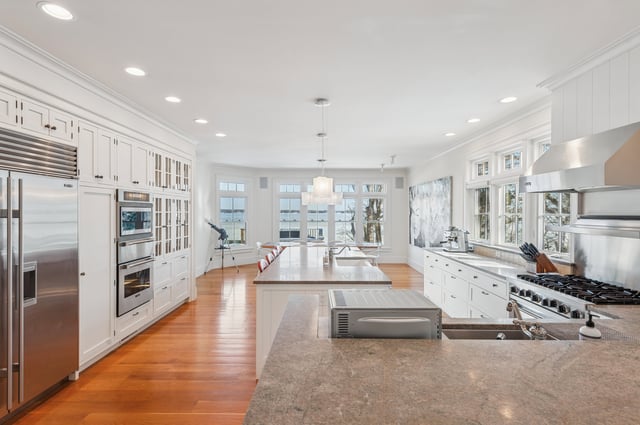 3581 Noyac Road, photo 11 of 34
