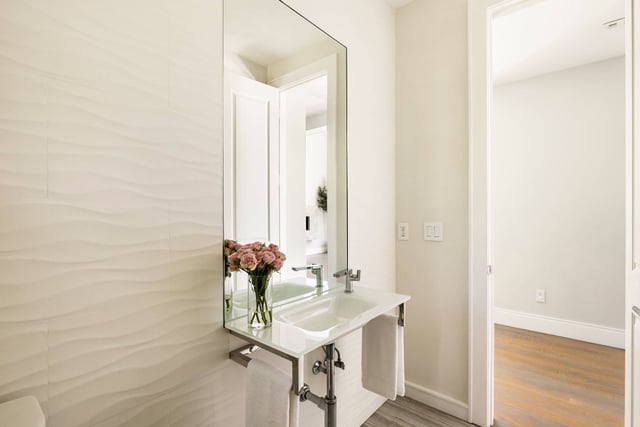 1 Country Ln, photo 7 of 27