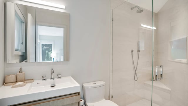 Beautifully Renovated Sagaponack South Near the Ocean, photo 26 of 33