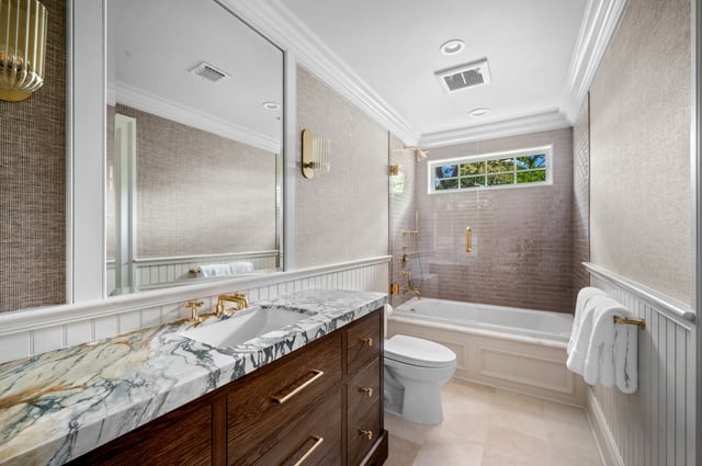 Stunning New Renovation Overlooking Polo Grounds, photo 27 of 39