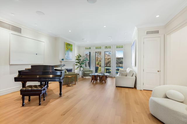40 James St, photo 11 of 36