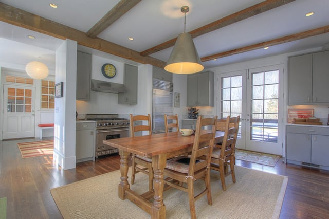 Exquisite Farmhouse in Sagaponack, photo 12 of 30