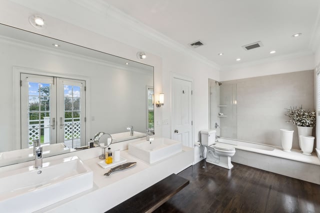 100 Flying Point Road, photo 22 of 28