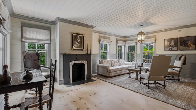 Sag Harbor Village Renovated Gem, photo 13 of 27
