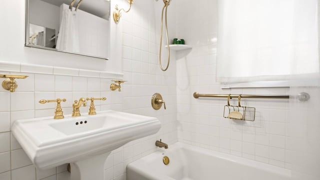 58 Church Ln, photo 19 of 37