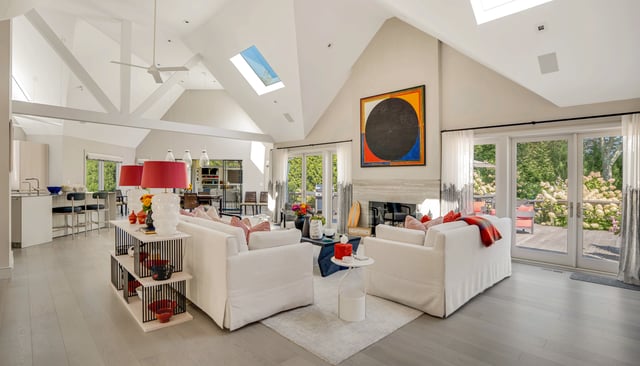 Beautifully Renovated Sagaponack South Near the Ocean, photo 11 of 33
