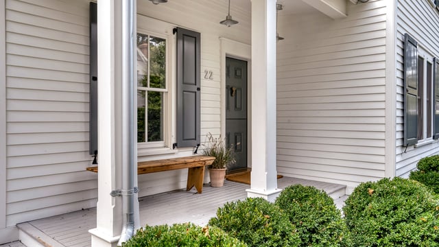 Sag Harbor Village Renovated Gem, photo 6 of 27