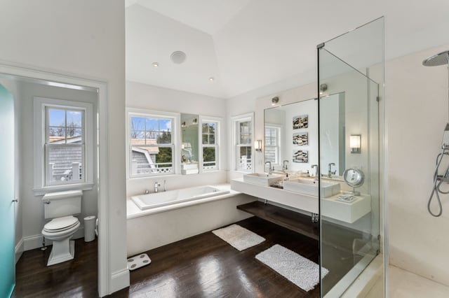 100 Flying Point Road, photo 16 of 28