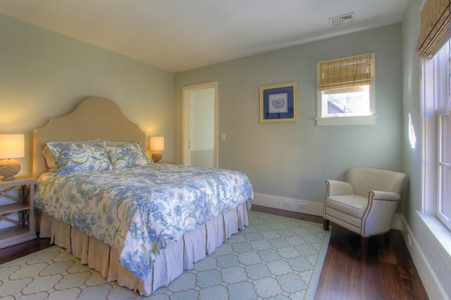 Exquisite Farmhouse in Sagaponack, photo 18 of 30