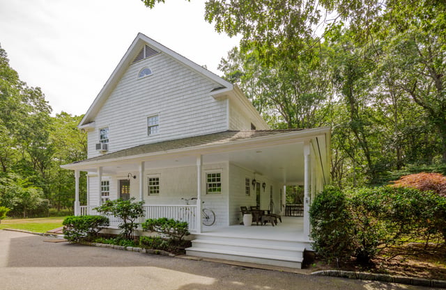 Sagaponack North Charm, photo 2 of 19