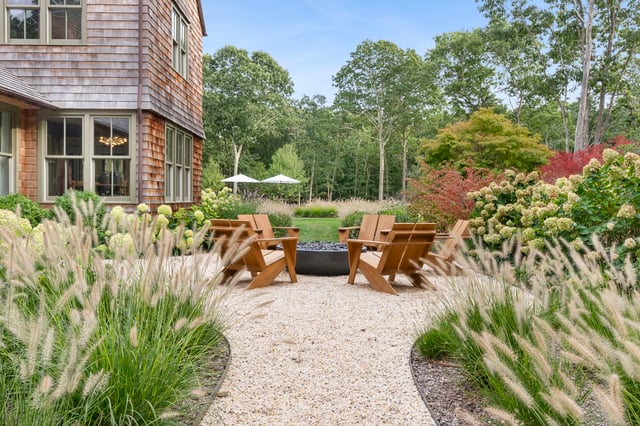 Exceptional Design In Sagaponack, photo 2 of 40