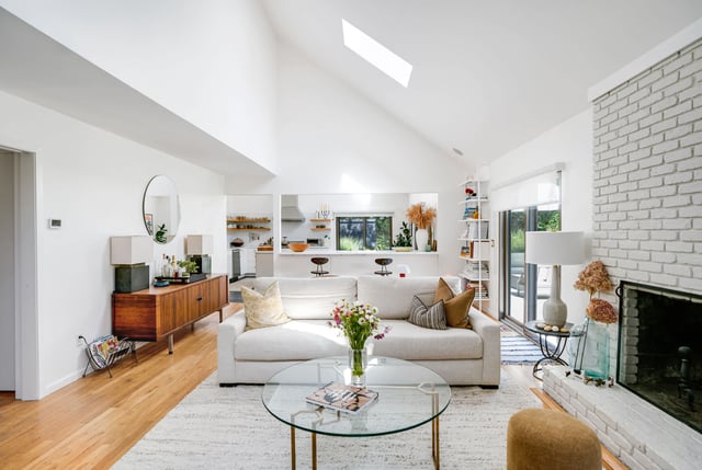Stylishly Renovated with Stunning Outdoor Spaces, photo 6 of 22