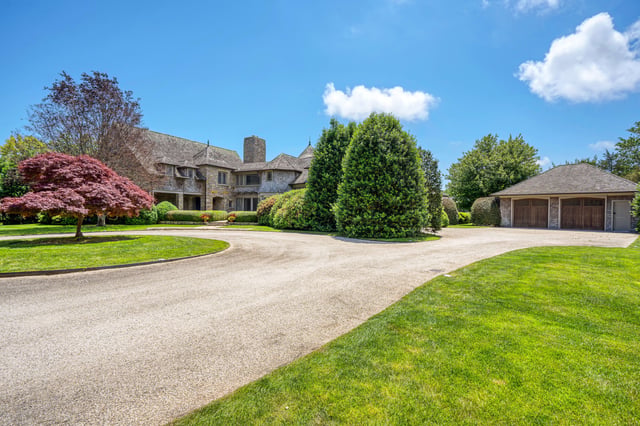 Bridgehampton North Estate With Reserve Views, photo 8 of 34