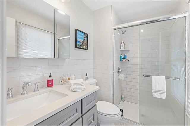 20 Underhill Drive, Southampton, photo 30 of 43