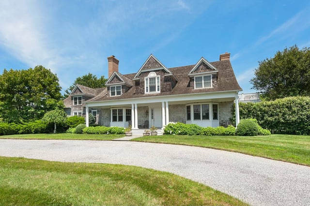 22 Sagg Pond Ct, photo 8 of 10