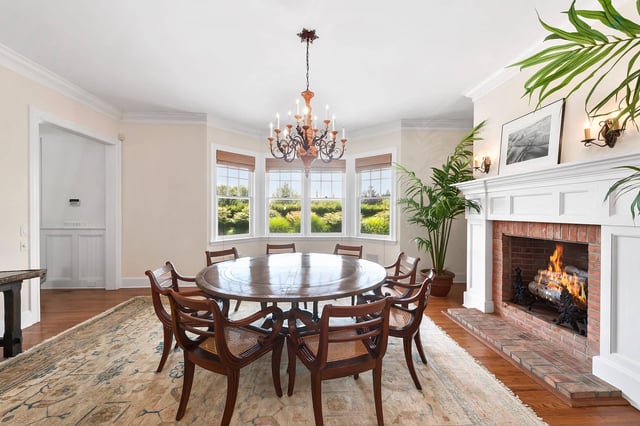 22 Sagg Pond Ct, photo 5 of 10