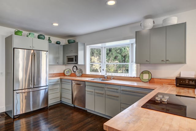 492 Lumber Ln, photo 6 of 27