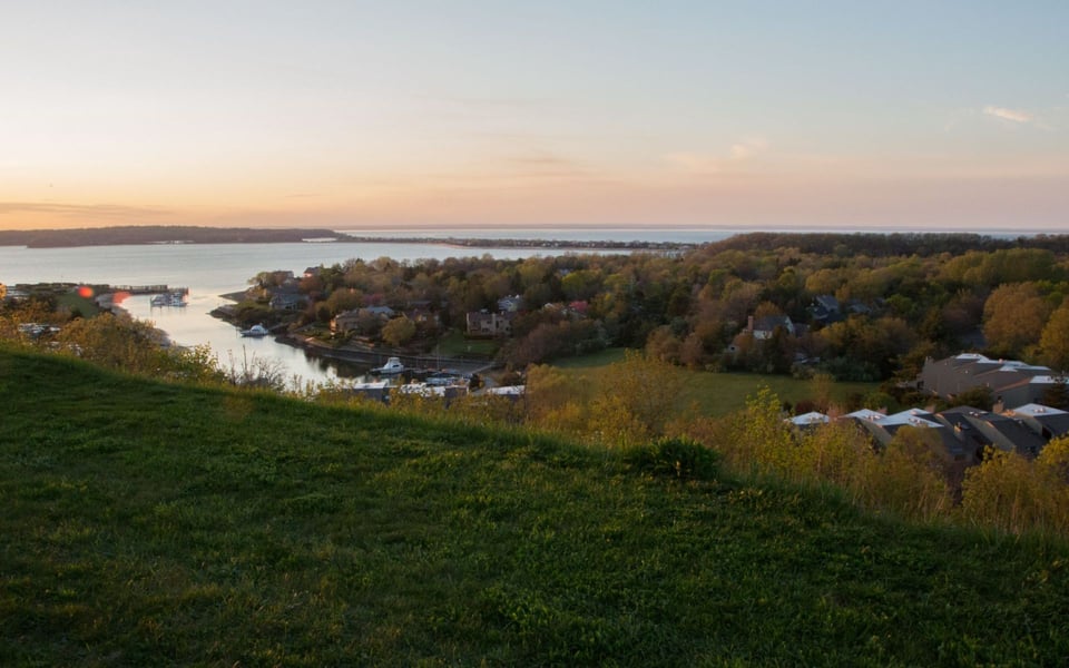Asharoken, NY | Waterfront Homes & Quiet Luxury
