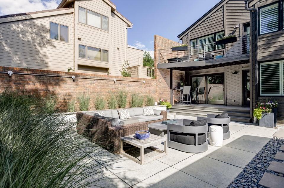 3865 Newport Lane