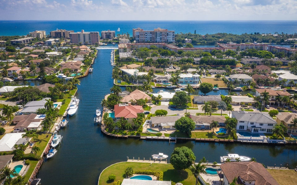 Lighthouse Point | Neighborhood Guide | Agustin Coll