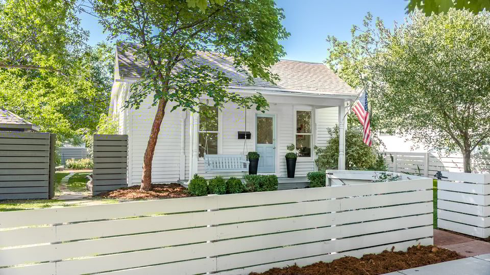 1836 Mapleton Avenue