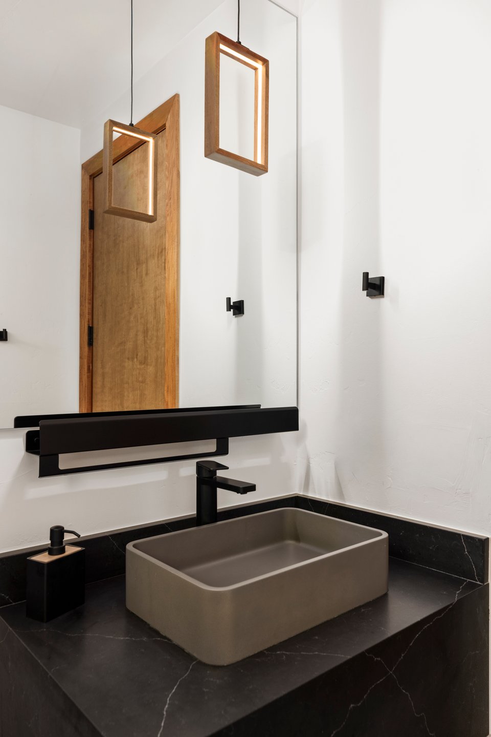 8906 Little Raven Trail