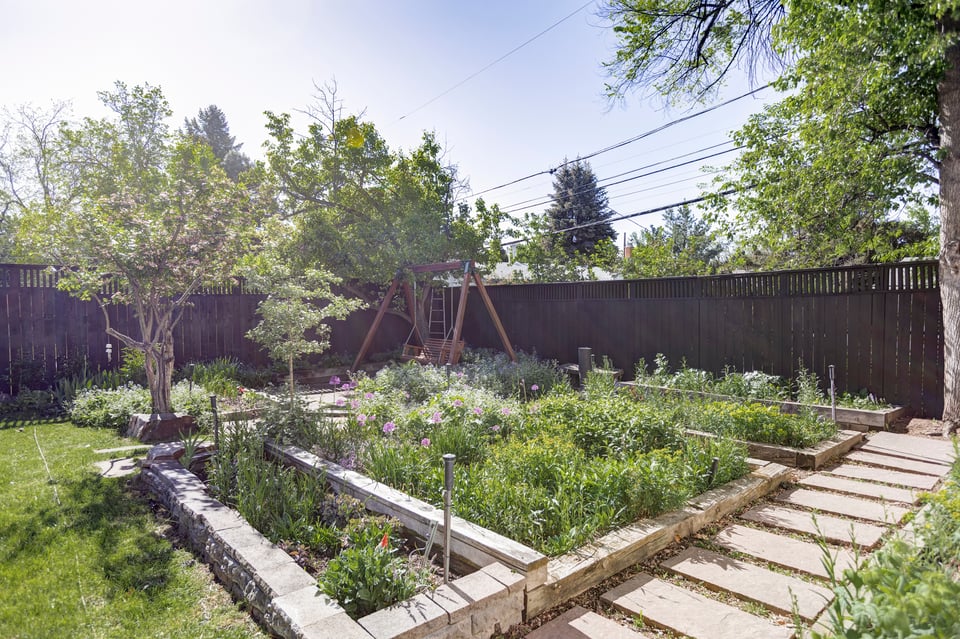920 Hawthorn Avenue