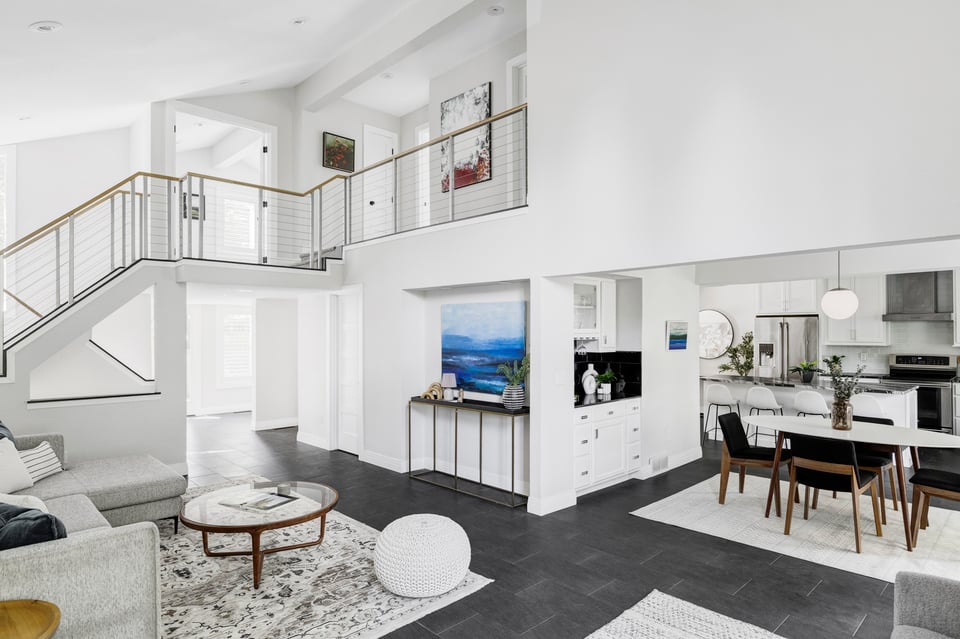 3865 Newport Lane