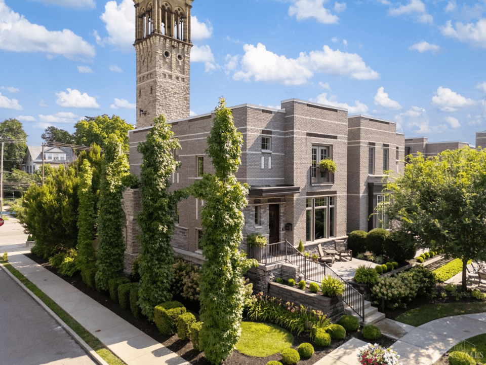 A Secluded Sanctuary in East Walnut Hills