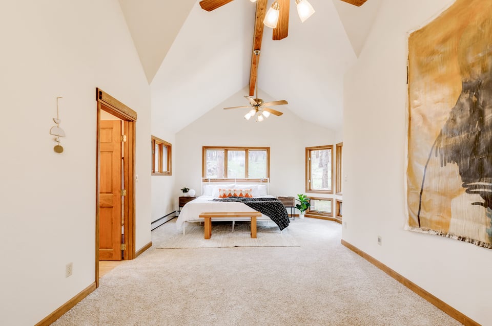 2754 Lee Hill Drive