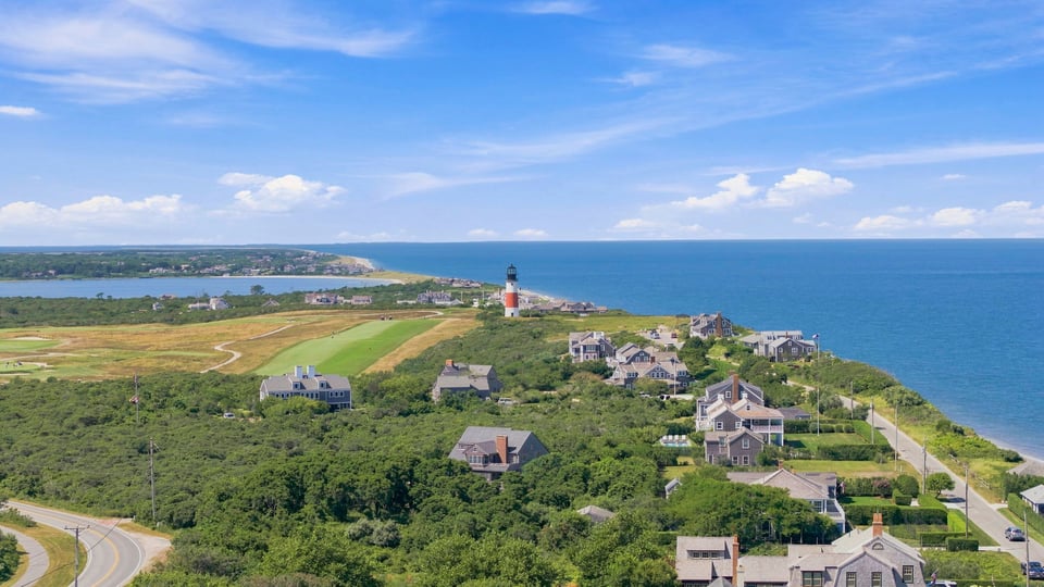 Why Two Nantucket Waterfront Homes Can Be Worth Very Different Amounts ...