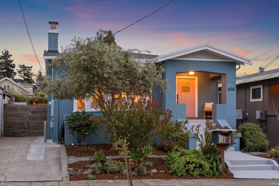 testimonial headshot