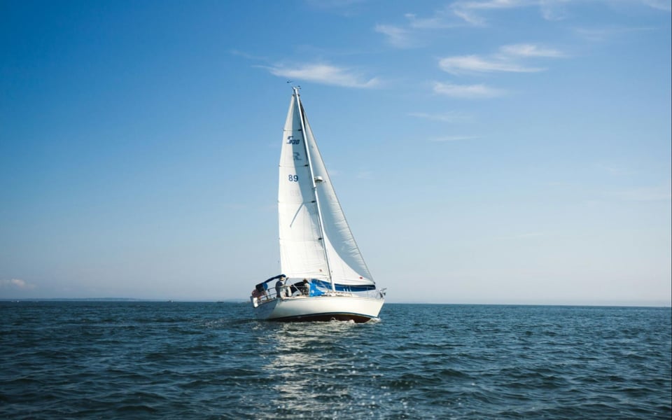 Must‑Visit Amenities and Landmarks in the Hamptons | Blog | Susan ...