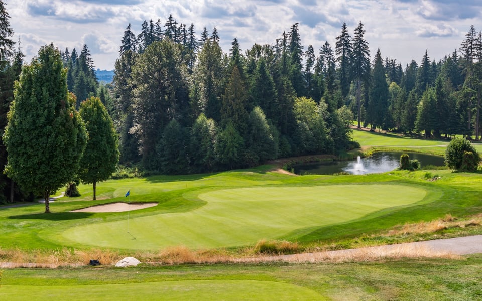 Rexford Real Estate – Discover Your Lakeside Retreat