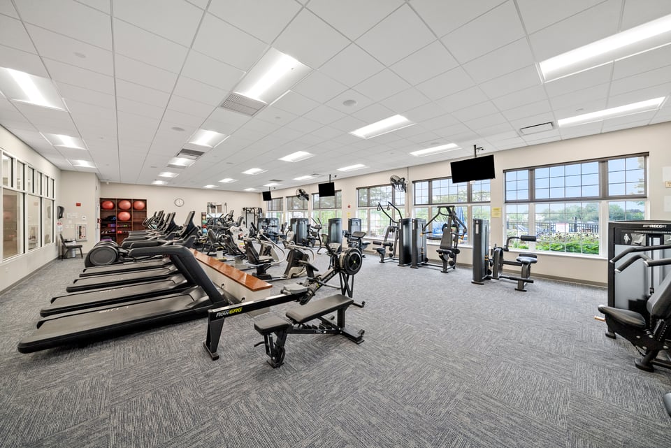 Exercise and fitness facility at Shorewood Glen